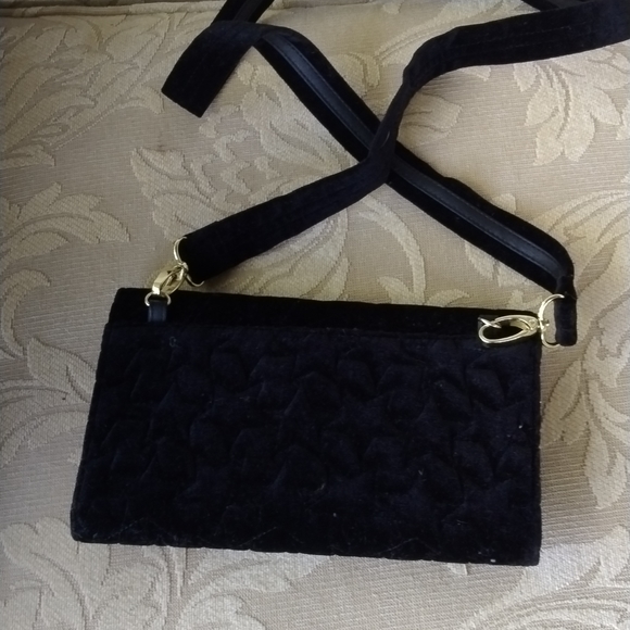 Betsey Johnson wallet with a shoulder strap - Picture 4 of 4
